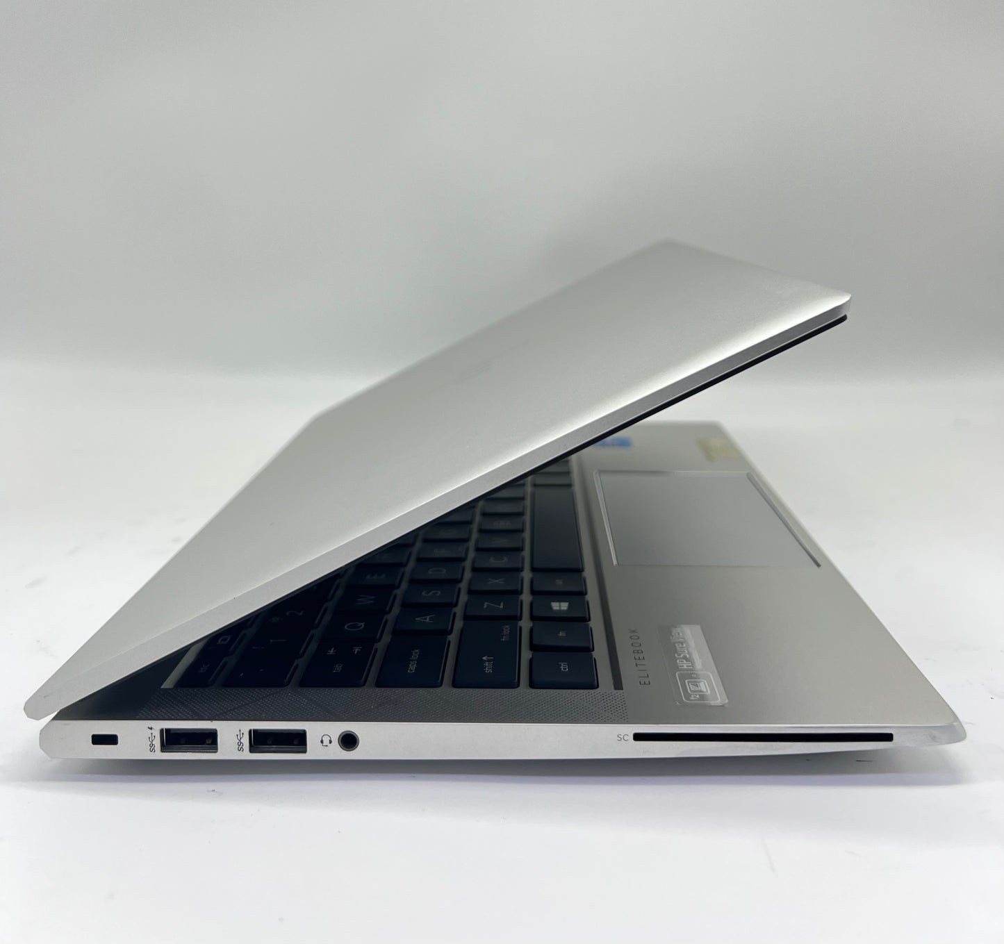 HP EliteBook 830 G8 (1 YEAR WARRANTY T&C) 13.3" inch TOUCHSCREEN Core i5-1135G7 Windows 11 PRO