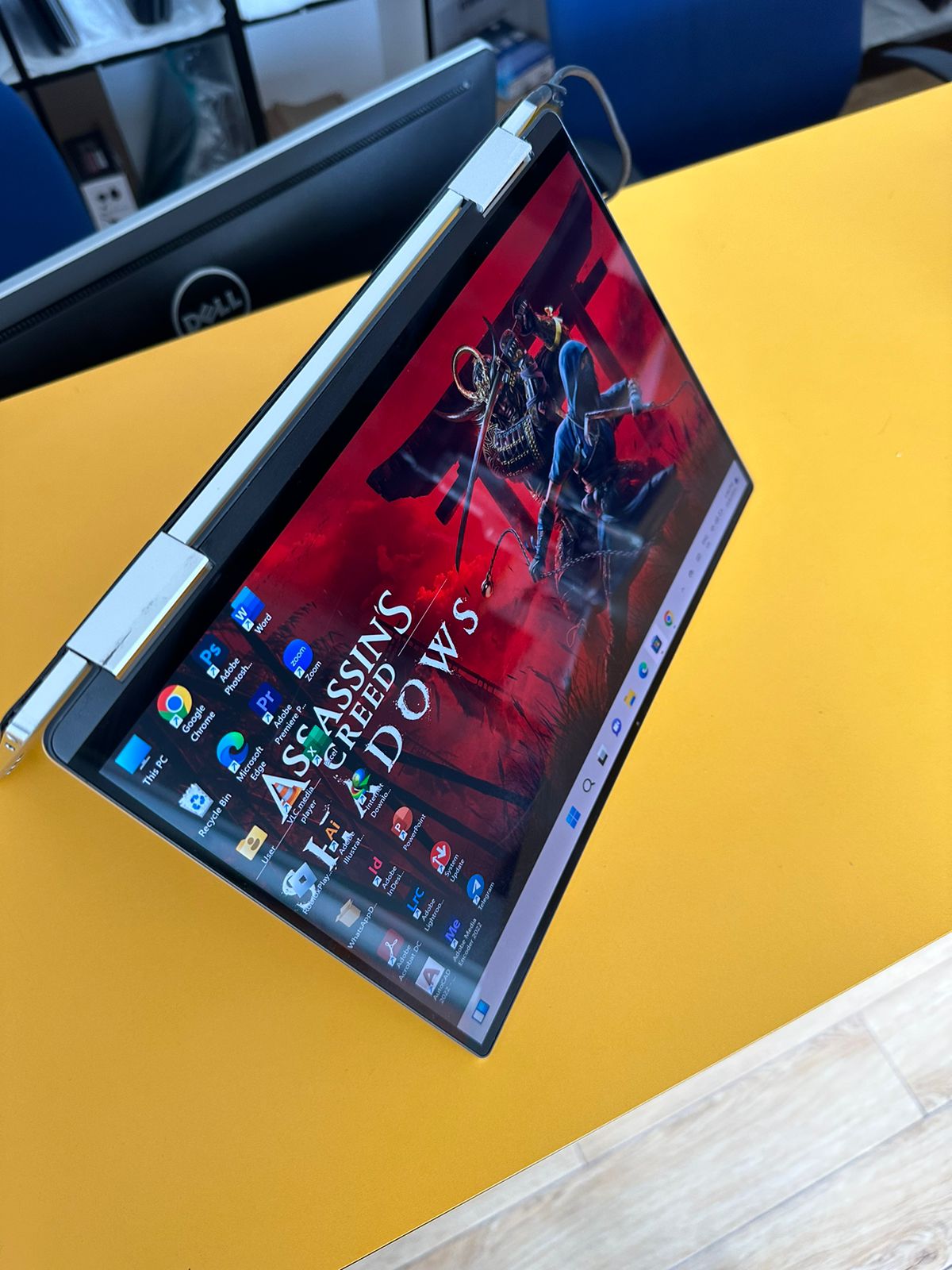 DELL XPS 13 7390 (2-IN 1) i7-1065G7 (10TH GEN)