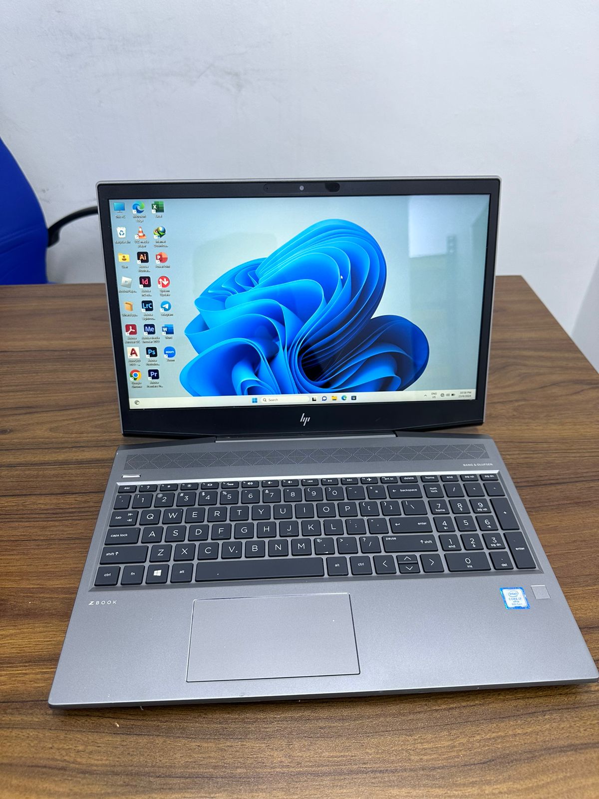 HP ZBOOK 15v I7-8GEN WITH 15.6 TOUCHSCREEN DISPLAY UPTO 1GB SSD WINDOW 11PRO UPTO 32GB RAM