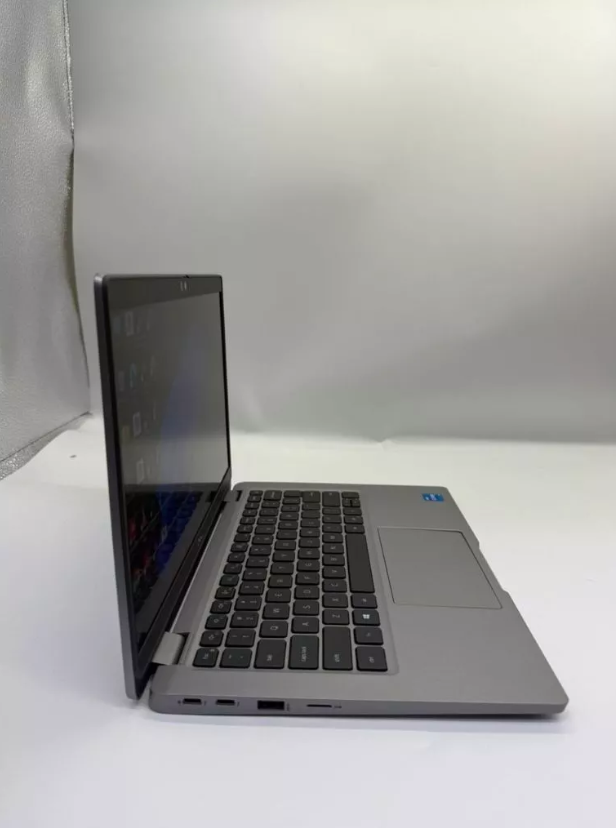 Dell Latitude 5320 (1 YEAR WARRANTY T&C) 13.3" FHD Core i5-11th GEN UPTO 16GB RAM / 1TB SSD WIN 11