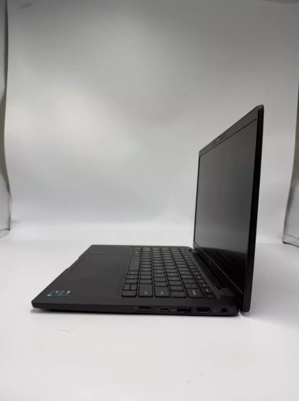 DELL UltraBook 7420 14"inch Business Laptop Core i7-11th GEN 16GB RAM Win 11 1 YERAR WARRANTY (T&C)