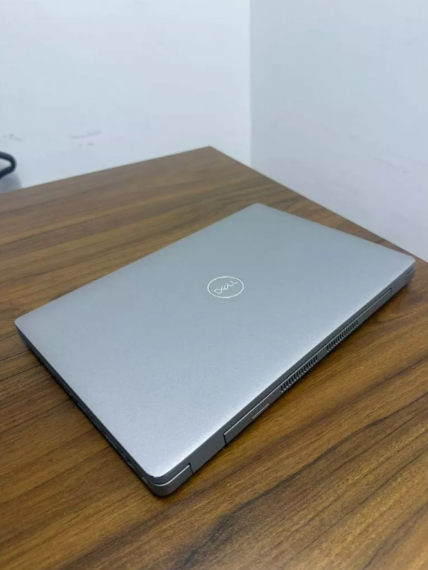 (1 YEAR WARRANTY T&C) Dell Latitude 5420 14"inch Core i7-11th GEN Business & Student Laptop WIN 11