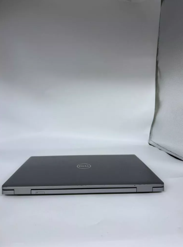 Dell Precision 3560 Gaming (1 YEAR WARRANTY T&C) 15.6" TOUCHSCREEN Core i7-1165G7 Windows 11