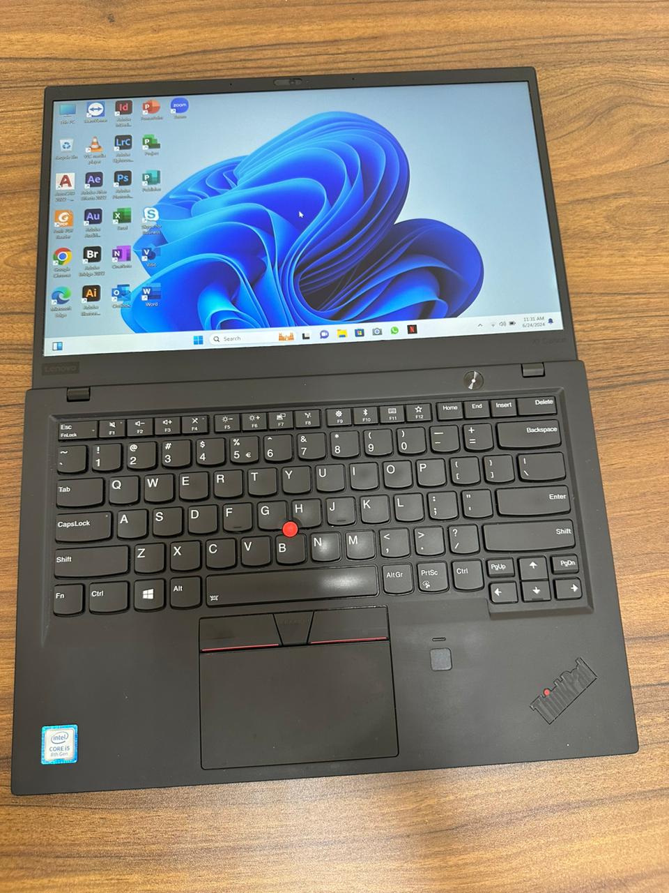 LENOVO ThinkPad X1 CARBON 6TH GEN  Core i5-8GEN) 8GB RAM/ UPTO 1TB