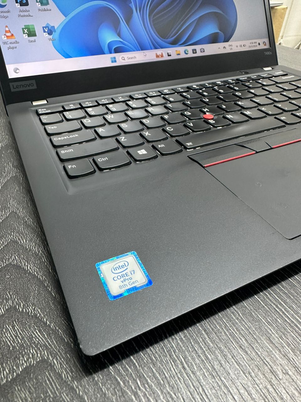 LENOVO THINKPAD T490 CORE i7-(8TH GEN)14 INCH FHD SCREEN UPTO  1TB SSD WINDOWS 10/11 PRO