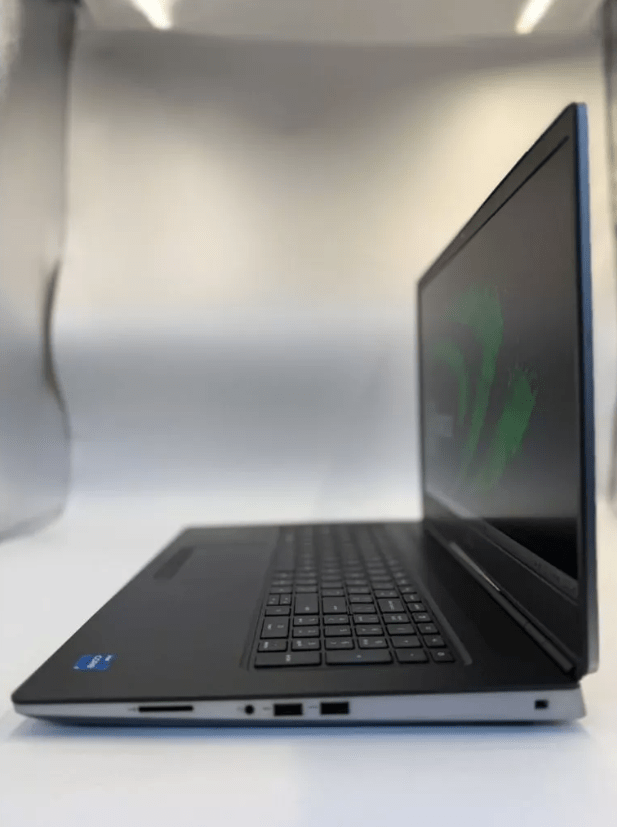 Dell Precision 7760 Engineering Laptop i7-11th GEN (1 YEAR WARRANTY T&C) 17.3" CAD/3D Modeling Powerhouse Win 11 PRO - Zaranet.my
